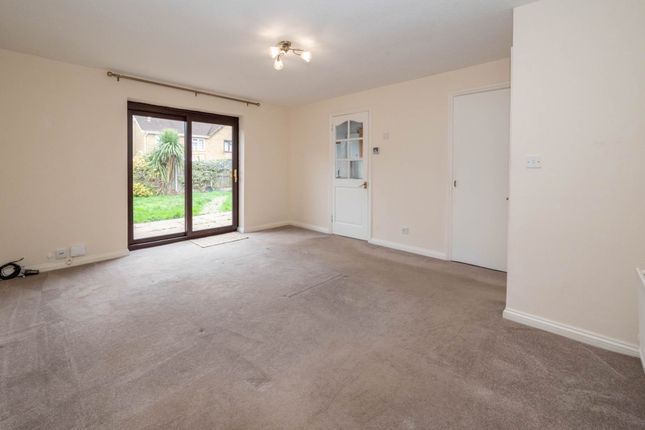31, Grasmere Way, Canterbury photo 4