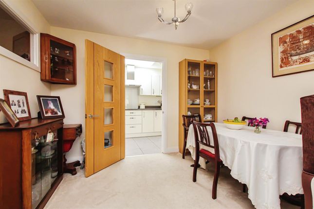 Flat for sale in Roslyn Court, Lisle Lane, Ely, Cambridgeshire