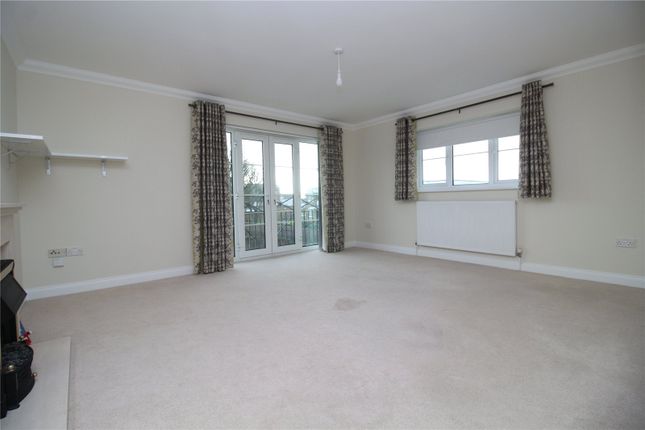 6, Brook House, Barton On Sea photo 3