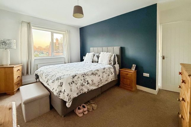 6 Hawthorn, Ashford photo 3