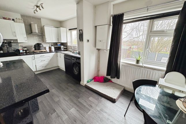 36, Allendale Walk, Blurton, Stoke-on-trent photo 3