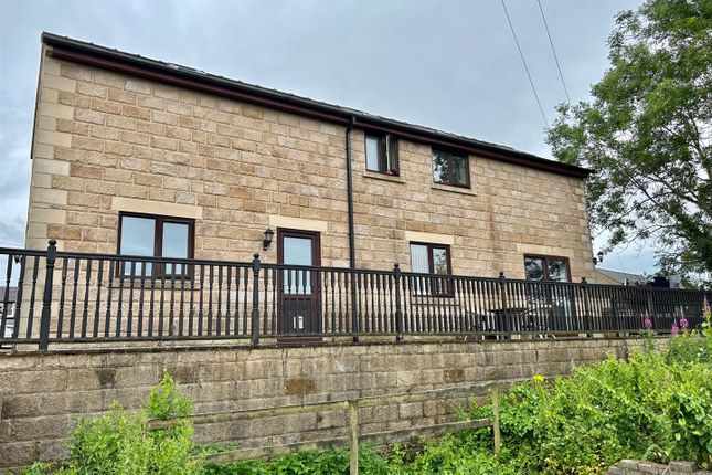 Thumbnail Detached house for sale in Windsor Road, Buxton