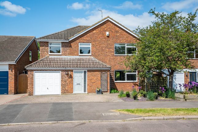 Thumbnail Detached house for sale in Hawthorn Way, St. Albans, Hertfordshire
