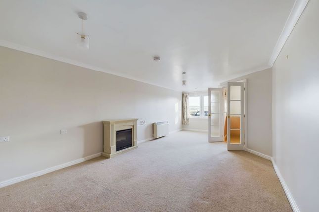22, Kirk Manor court, Cults, Aberdeen photo 2