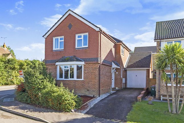 Thumbnail Detached house for sale in Barber Close, Maidenbower, Crawley