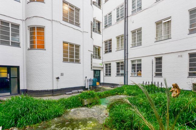 Thumbnail Flat to rent in Princes Gate, South Kensington, London