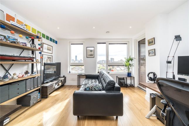 Flat for sale in 4 Aurora Point, Plough Way, London