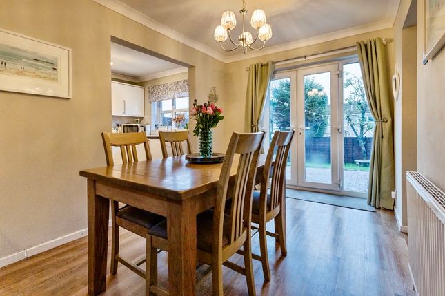 7, Glendue Close, Middlesbrough photo 5