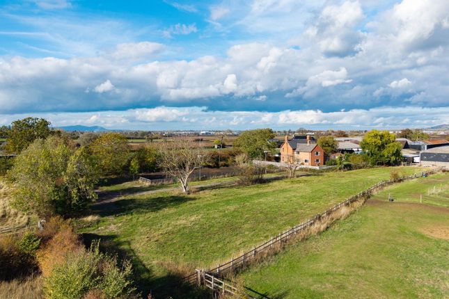 Claydon Farm, Tewkesbury photo 3
