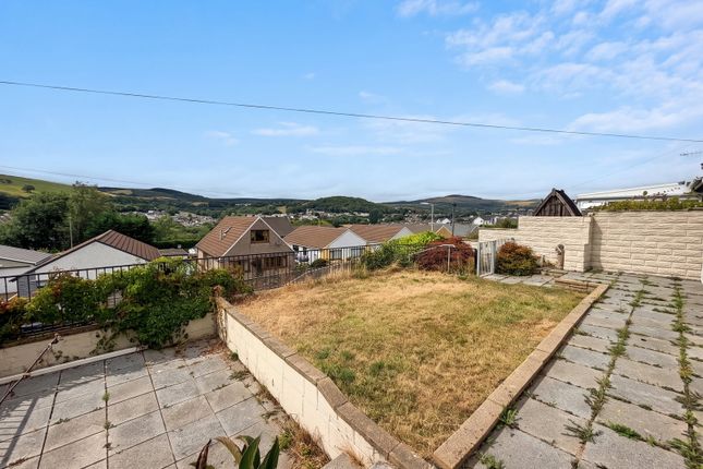 102, Mill View Estate, Maesteg photo 4