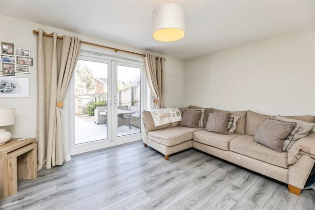 176, Throstle Road, Leeds photo 4