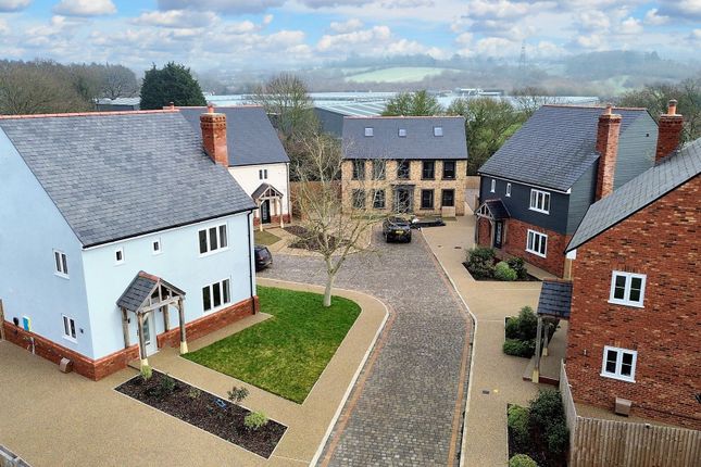 Plot 1, Walnut Tree Close, Nazeing photo 4