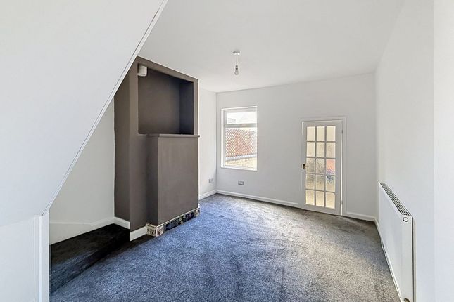 9 Caulton Street, Stoke on Trent photo 4