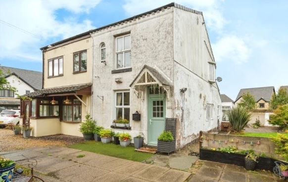 2-bed house on 110, Chorley Road Bolton, Westhoughton, £224,950
