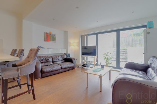 11 Hartington Place, Brighton photo 4
