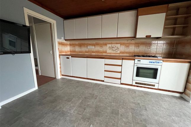 19, Neyland Heights, Milford Haven photo 2