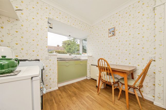 48, Oakley Road, Harwich photo 3