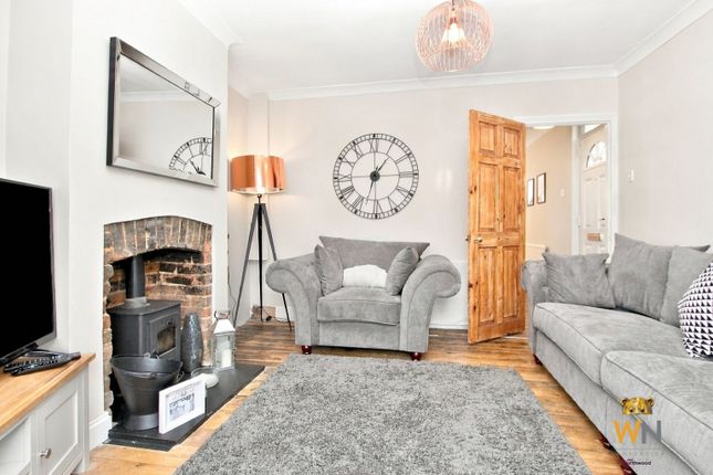 10, Douglas Road, Hornchurch photo 4