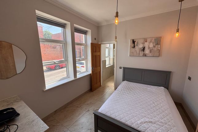 1 Shelley Street, Leicester photo 2