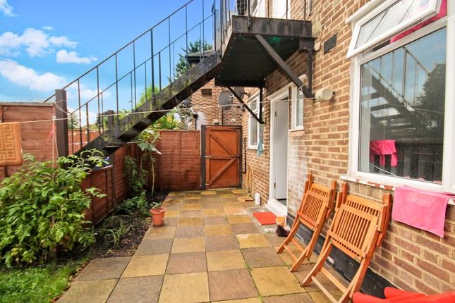 Flat for sale in Shelley Close, Greenford