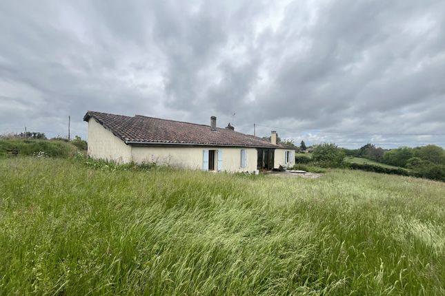 Thumbnail Farmhouse for sale in Lacapelle Biron, Aquitaine, 47, France