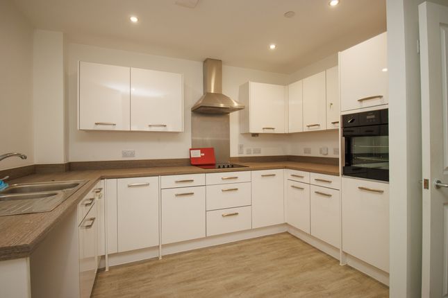 Flat for sale in North Cliff Drive, Filey