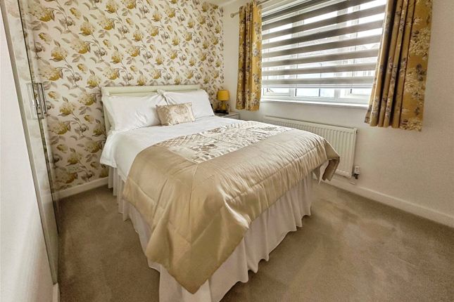 87, Marsom Grove, Bedfordshire photo 5