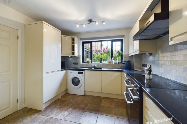 Link-detached house for sale in St. Michaels Close, Edgcott, Aylesbury