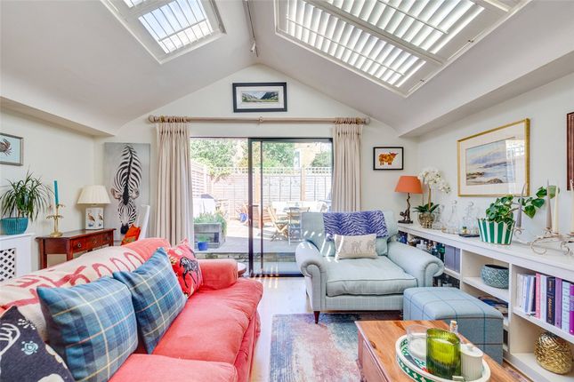 GFF, 82, Kingwood Road, London photo 3