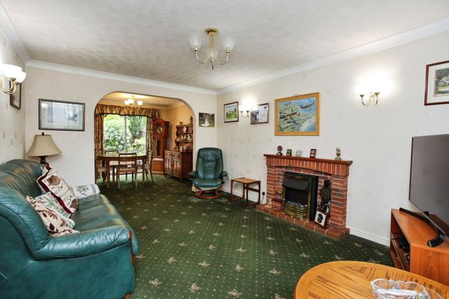 14, Forsyth Close, East Malling photo 2