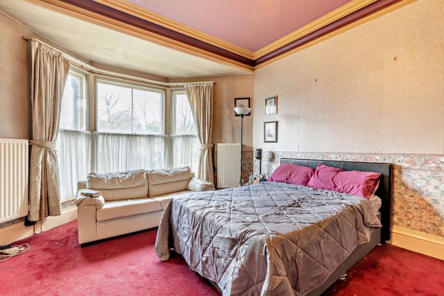Viron House, Fairfield Road, Derbyshire photo 3