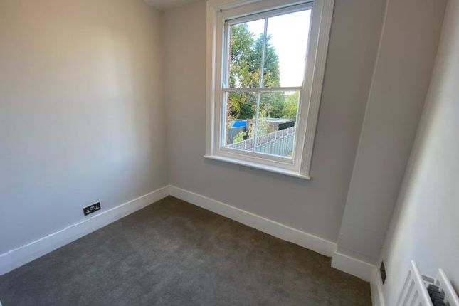 Property to rent in South Road, Horsell, Woking