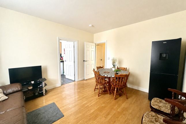 3, 52, Park Road, Blackpool photo 3