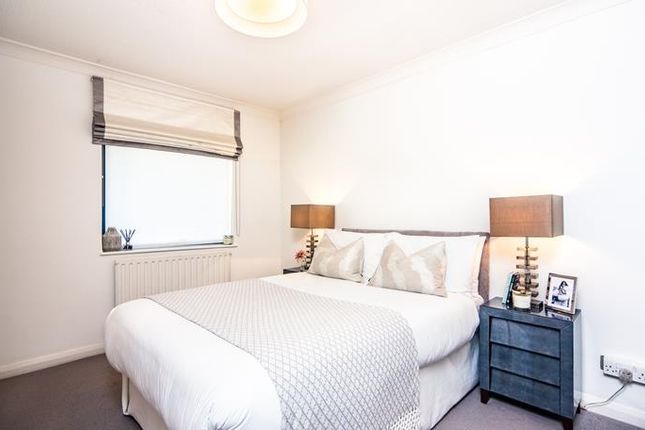 Flat to rent in Fulham Road, Cheslea