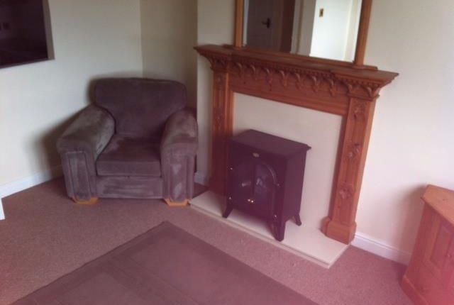 93, Foxdale Drive, Brierley Hill photo 2
