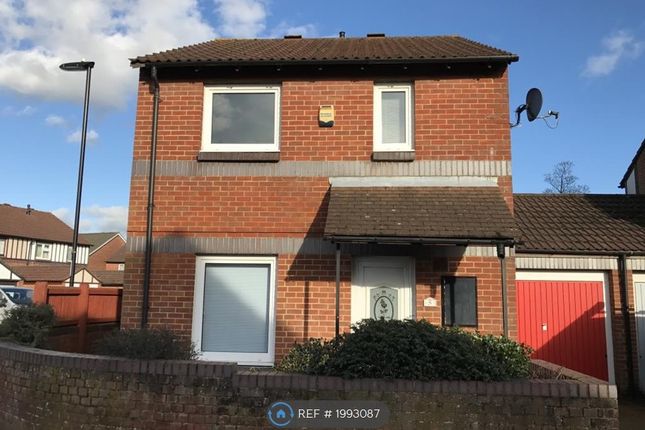 Detached house to rent in Mandela Way, Southampton SO15