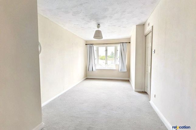 90 Myddleton Avenue, London photo 4