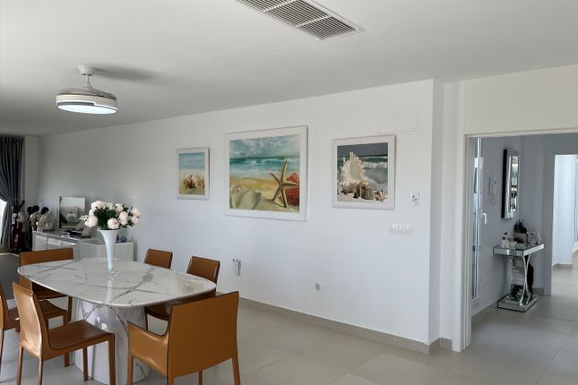 Apartment for sale in Sotogrande, Cádiz, Andalucía, Spain