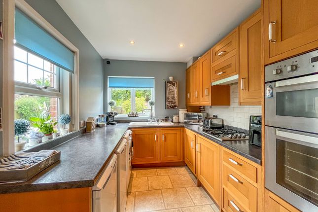 1 Walden Terrace, Lower Lake, Battle photo 3
