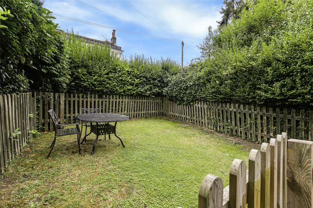 10, Godstone Road, Surrey photo 2