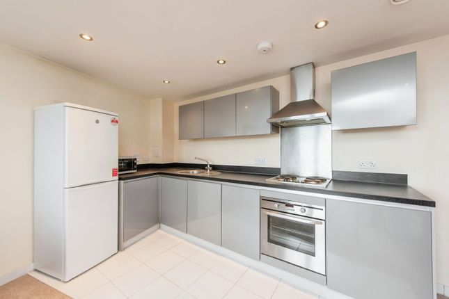 Flat for sale in 21 Durnsford Road, Wimbledon