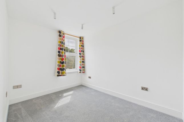 Flat 4, 35, Manby Road, Malvern photo 3