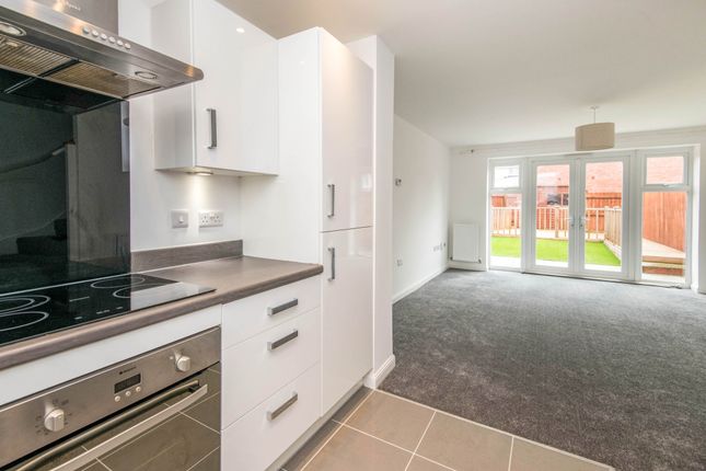 40 Tillhouse Road, Exeter photo 4