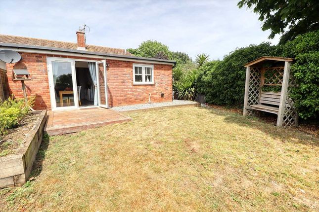9, Broadstrood, St Osyth photo 4