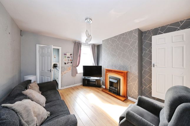 143, Clowne Road, CHESTERFIELD photo 4