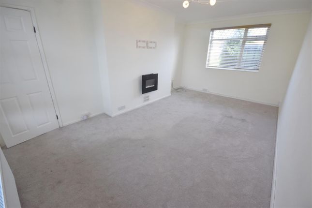 Terraced house to rent in Brightling Avenue, Hastings
