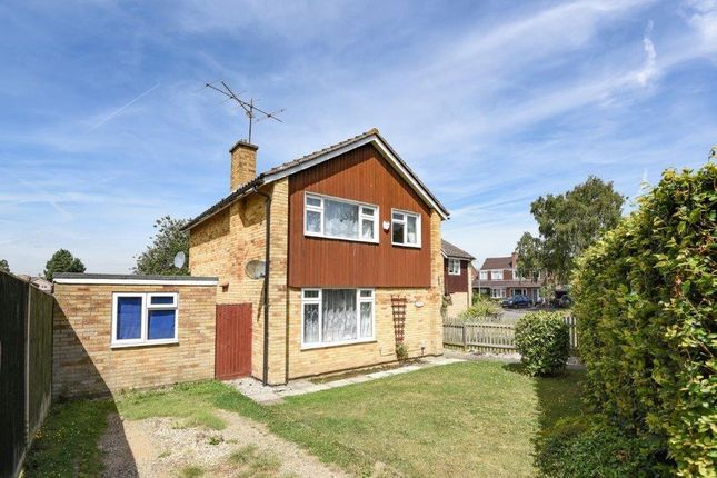 Thumbnail Detached house for sale in Paynesdown Road, Thatcham