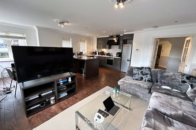 Apartment 33 Britten House, Symphony Court, Birmingham photo 4