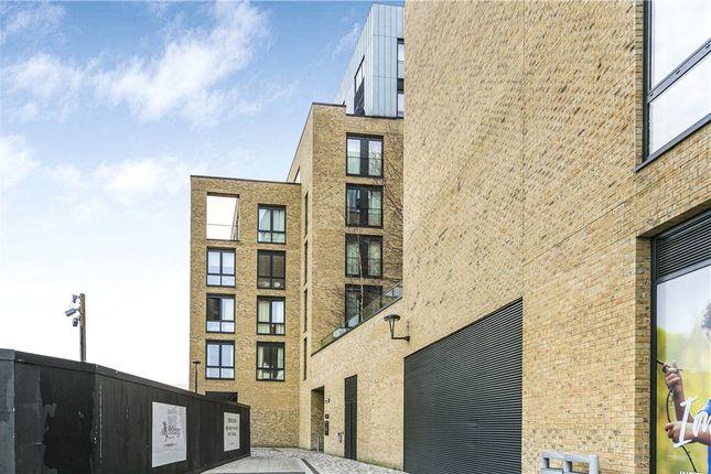 Studio for sale in Chivers Passage, London