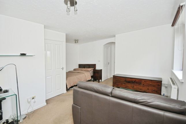 Flat 24 Rowallan Court,, Cumberland Place, London photo 3